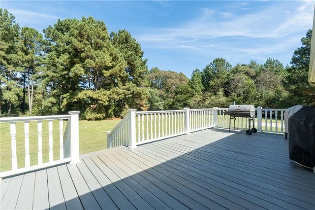 1927 Highway 16 E, Jackson, GA 30233