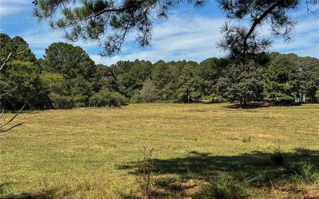 1927 Highway 16 E, Jackson, GA 30233