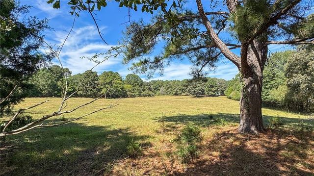 1927 Highway 16 E, Jackson, GA 30233