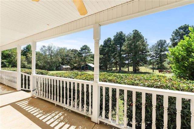 1927 Highway 16 E, Jackson, GA 30233