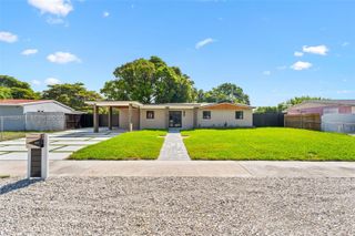 17211 NW 43rd Ave, Miami Gardens, FL 33055