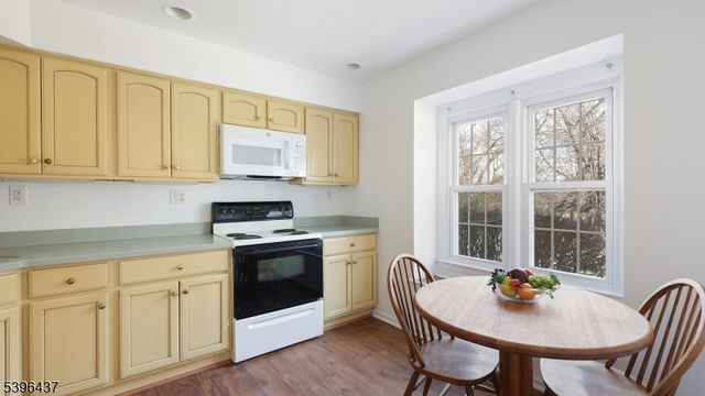 704 Marlborough Common, Hillsborough Twp., NJ 08844