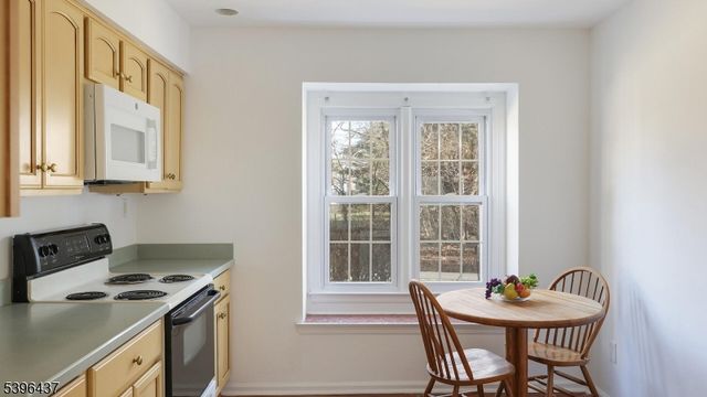 704 Marlborough Common, Hillsborough Twp., NJ 08844