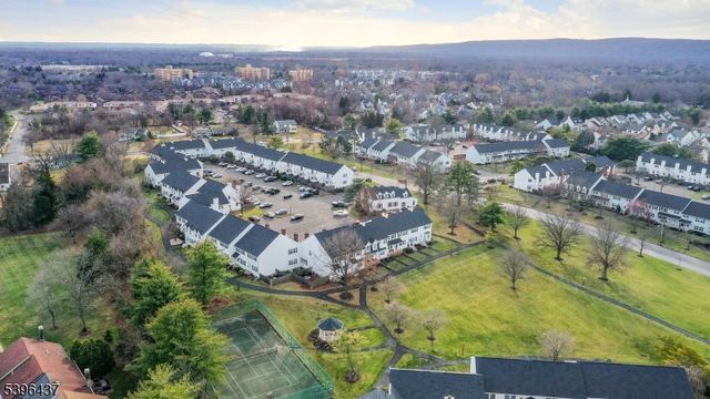 704 Marlborough Common, Hillsborough Twp., NJ 08844