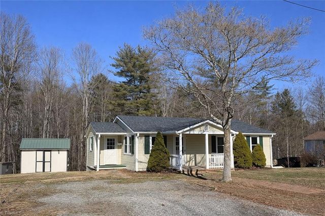 333 Sandy Flats Road, North Wilkesboro, NC 28659