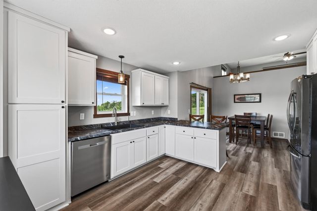21050 336th Street, Taylors Falls, MN 55084