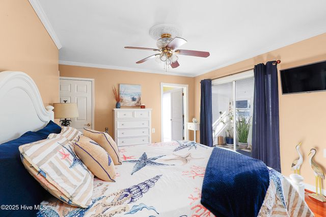 102 Freeman Lane, Atlantic Beach, NC 28512