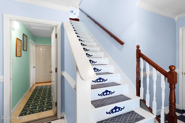 102 Freeman Lane, Atlantic Beach, NC 28512