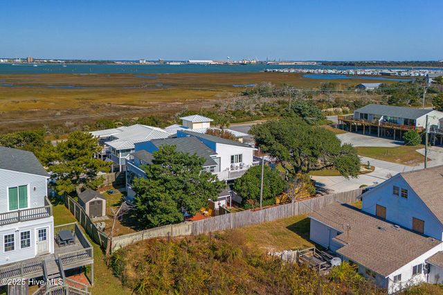 102 Freeman Lane, Atlantic Beach, NC 28512