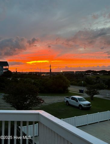 102 Freeman Lane, Atlantic Beach, NC 28512