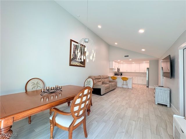 6342 Royal Woods DR, Fort Myers, FL 33908