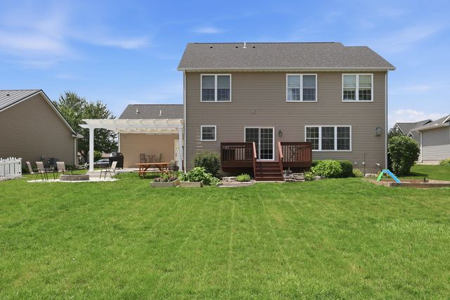 6015 Spring Street, Davenport, IA 52807