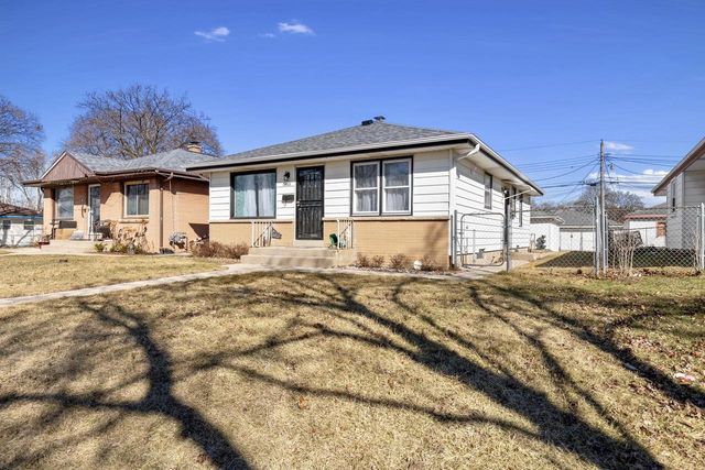 5870 N 75th STREET, Milwaukee, WI 53218