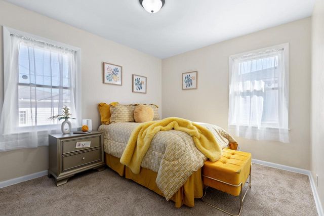 5870 N 75th STREET, Milwaukee, WI 53218