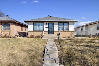 5870 N 75th STREET, Milwaukee, WI 53218