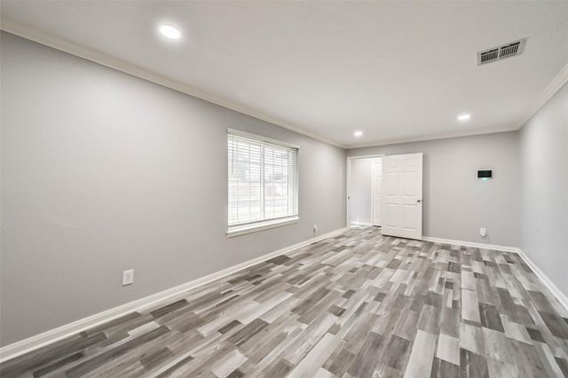 10999 Fairland Drive, Houston, TX 77051