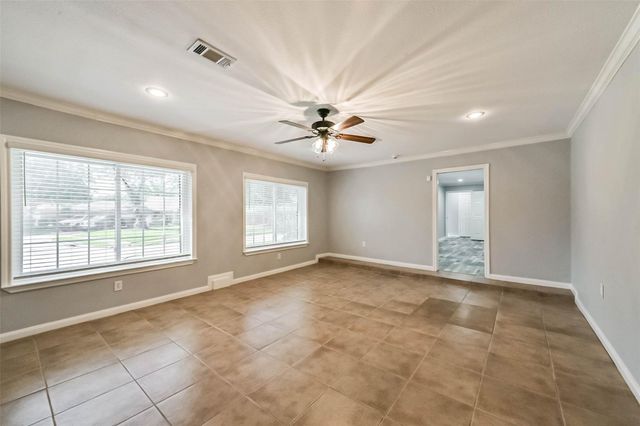 10999 Fairland Drive, Houston, TX 77051