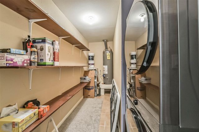 10999 Fairland Drive, Houston, TX 77051