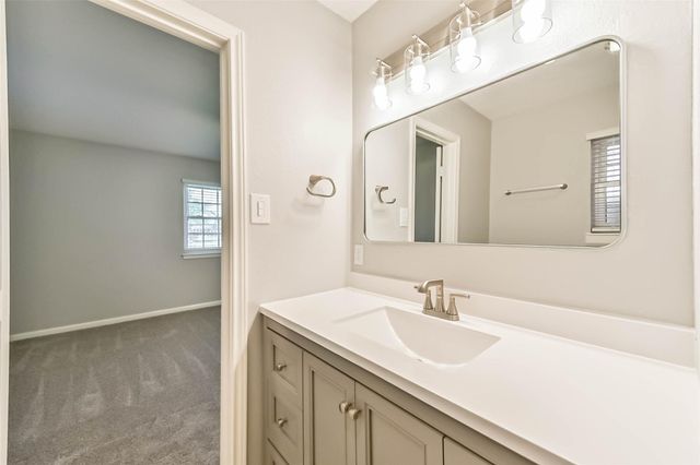 10999 Fairland Drive, Houston, TX 77051
