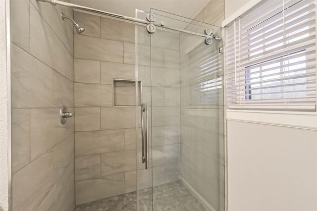 10999 Fairland Drive, Houston, TX 77051