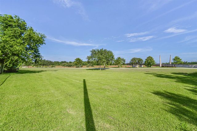 10999 Fairland Drive, Houston, TX 77051