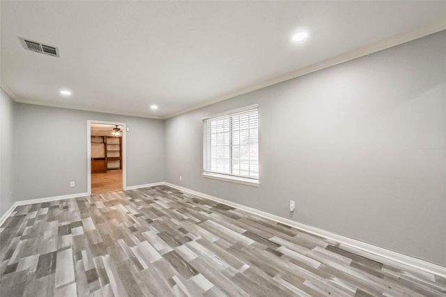 10999 Fairland Drive, Houston, TX 77051