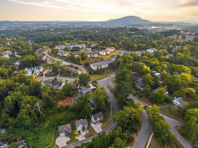 1020 Fernway Road, Chattanooga, TN 37405