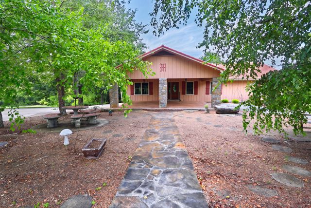 20 Riverbend Ln, Carthage, TN 37030