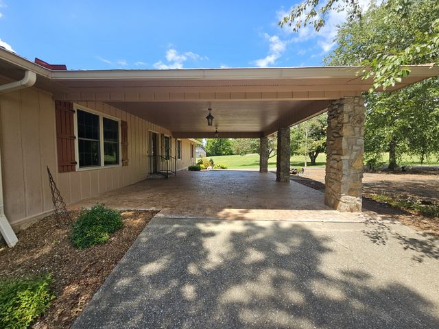 20 Riverbend Ln, Carthage, TN 37030