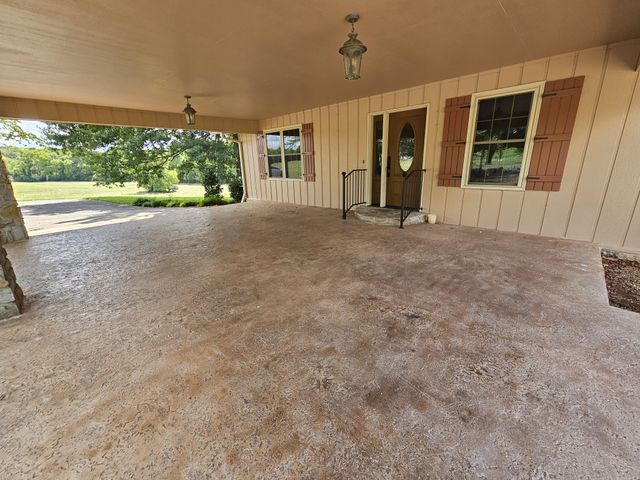 20 Riverbend Ln, Carthage, TN 37030