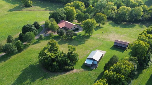 20 Riverbend Ln, Carthage, TN 37030