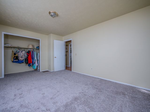 105 Poplar Ct, West Liberty, KY 41472