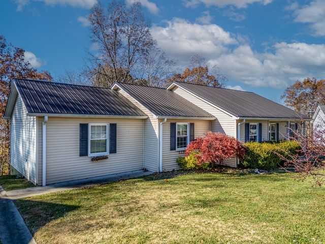 105 Poplar Ct, West Liberty, KY 41472