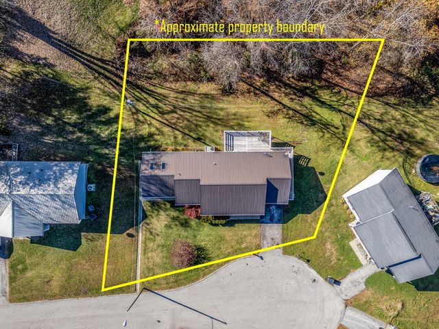 105 Poplar Ct, West Liberty, KY 41472