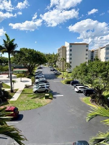 3910 Inverrary Boulevard 407B, Lauderhill, FL 33319