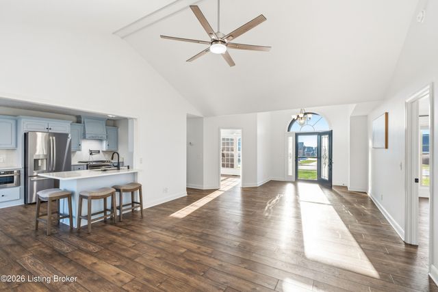 149 Wood Gate Dr, Mt Washington, KY 40047