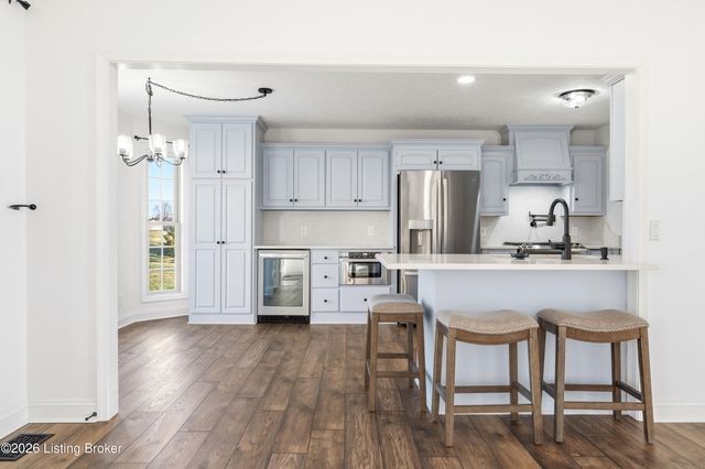 149 Wood Gate Dr, Mt Washington, KY 40047