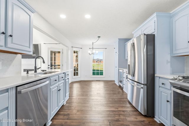 149 Wood Gate Dr, Mt Washington, KY 40047