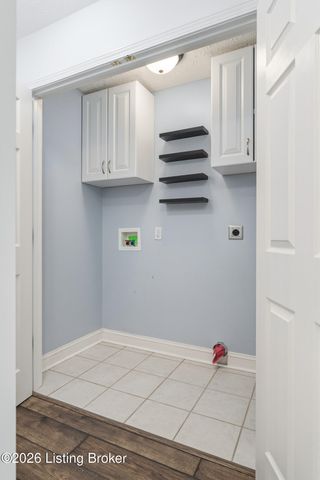 149 Wood Gate Dr, Mt Washington, KY 40047