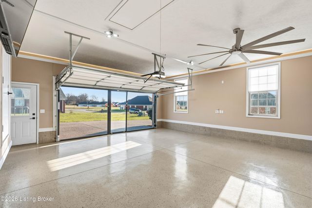 149 Wood Gate Dr, Mt Washington, KY 40047