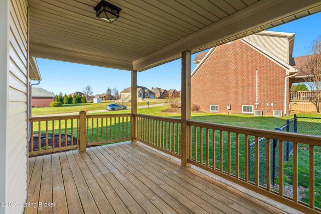 149 Wood Gate Dr, Mt Washington, KY 40047