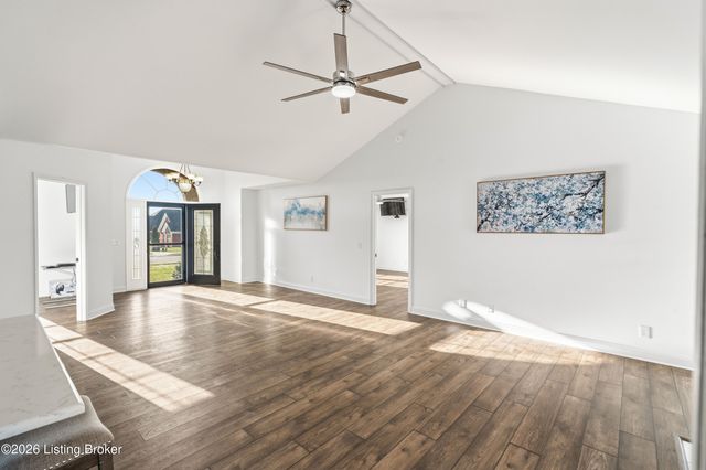 149 Wood Gate Dr, Mt Washington, KY 40047