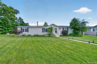 2700 Shimmons Road, Auburn Hills, MI 48326