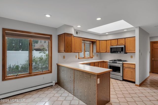 883 Goose Creek Road, Toms River, NJ 08753