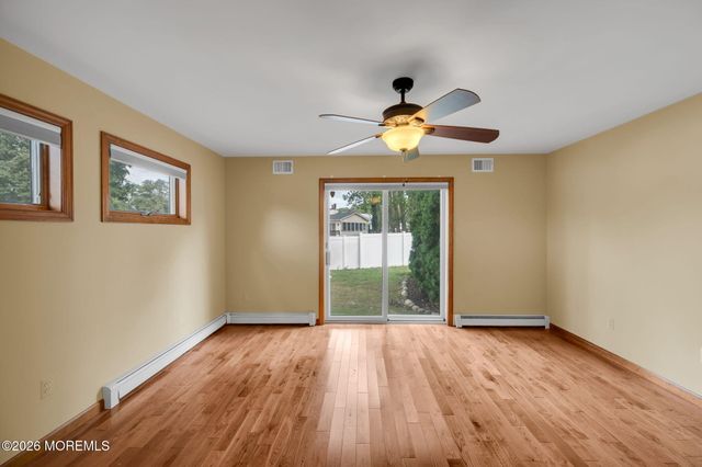 883 Goose Creek Road, Toms River, NJ 08753