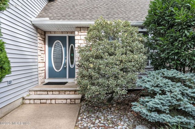 883 Goose Creek Road, Toms River, NJ 08753