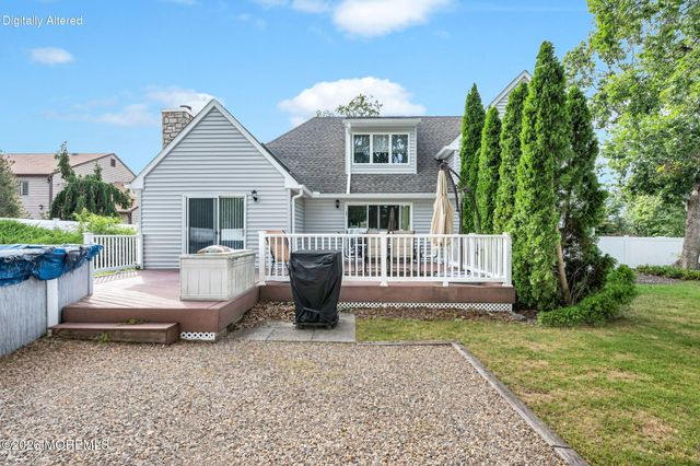 883 Goose Creek Road, Toms River, NJ 08753