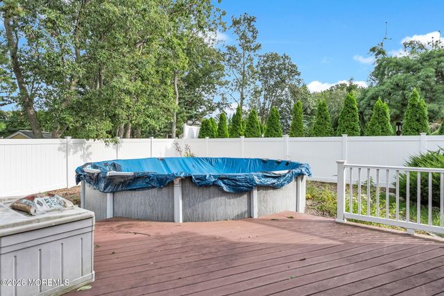 883 Goose Creek Road, Toms River, NJ 08753