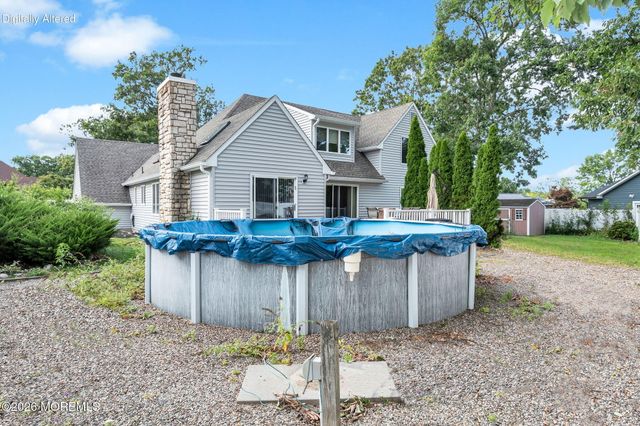 883 Goose Creek Road, Toms River, NJ 08753