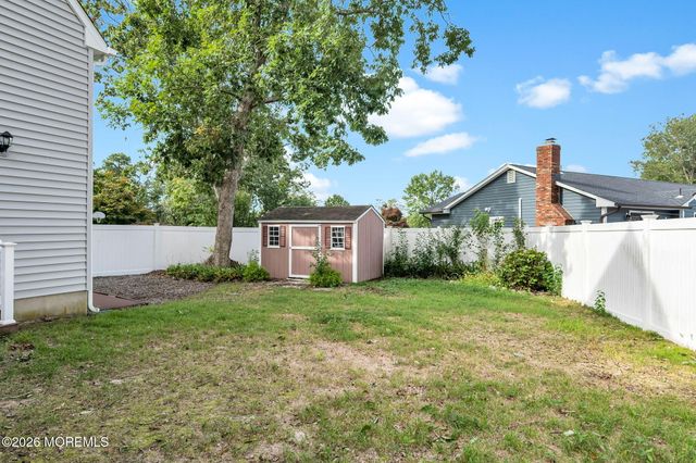 883 Goose Creek Road, Toms River, NJ 08753